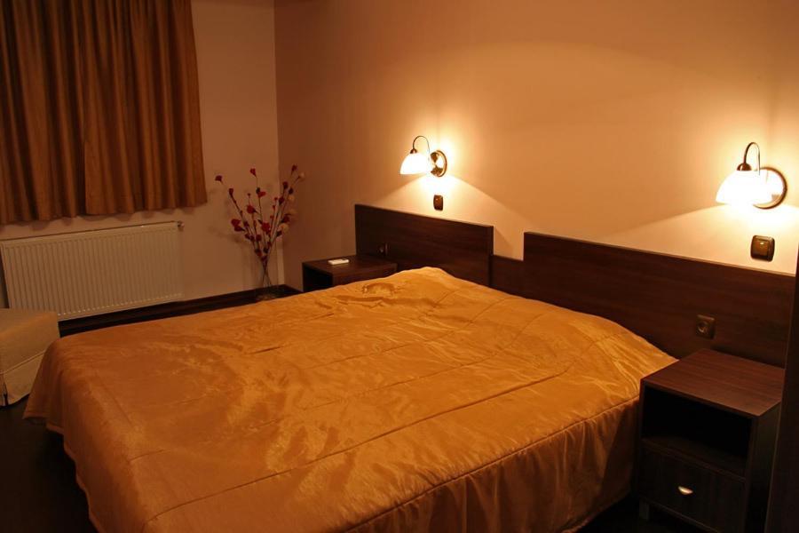 Hotel Finix Sandanski Ruang foto
