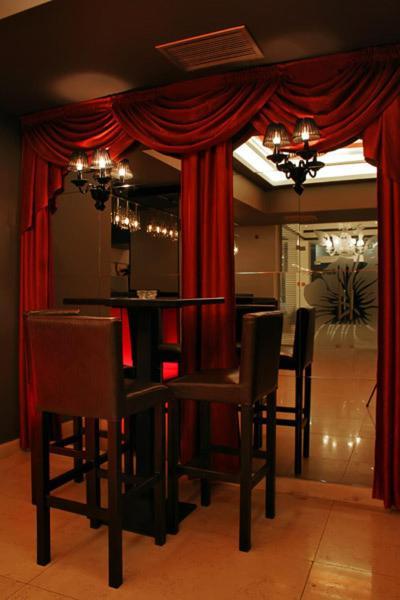 Hotel Finix Sandanski Bagian luar foto